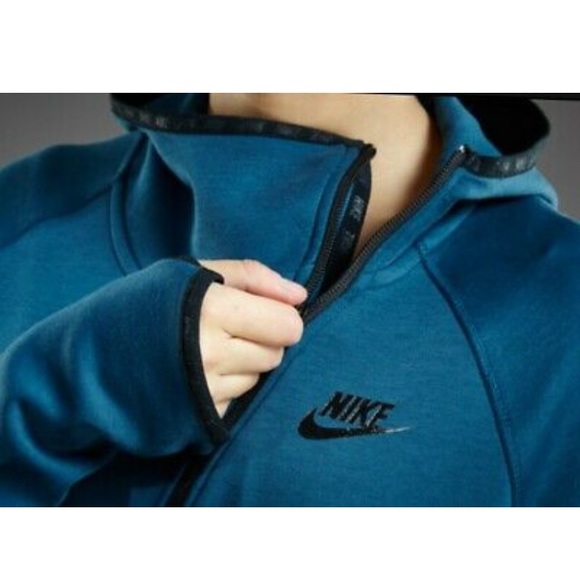 Nike Tech Fleece Butterfly Sweater; Small, Blue - Picture 5 of 6